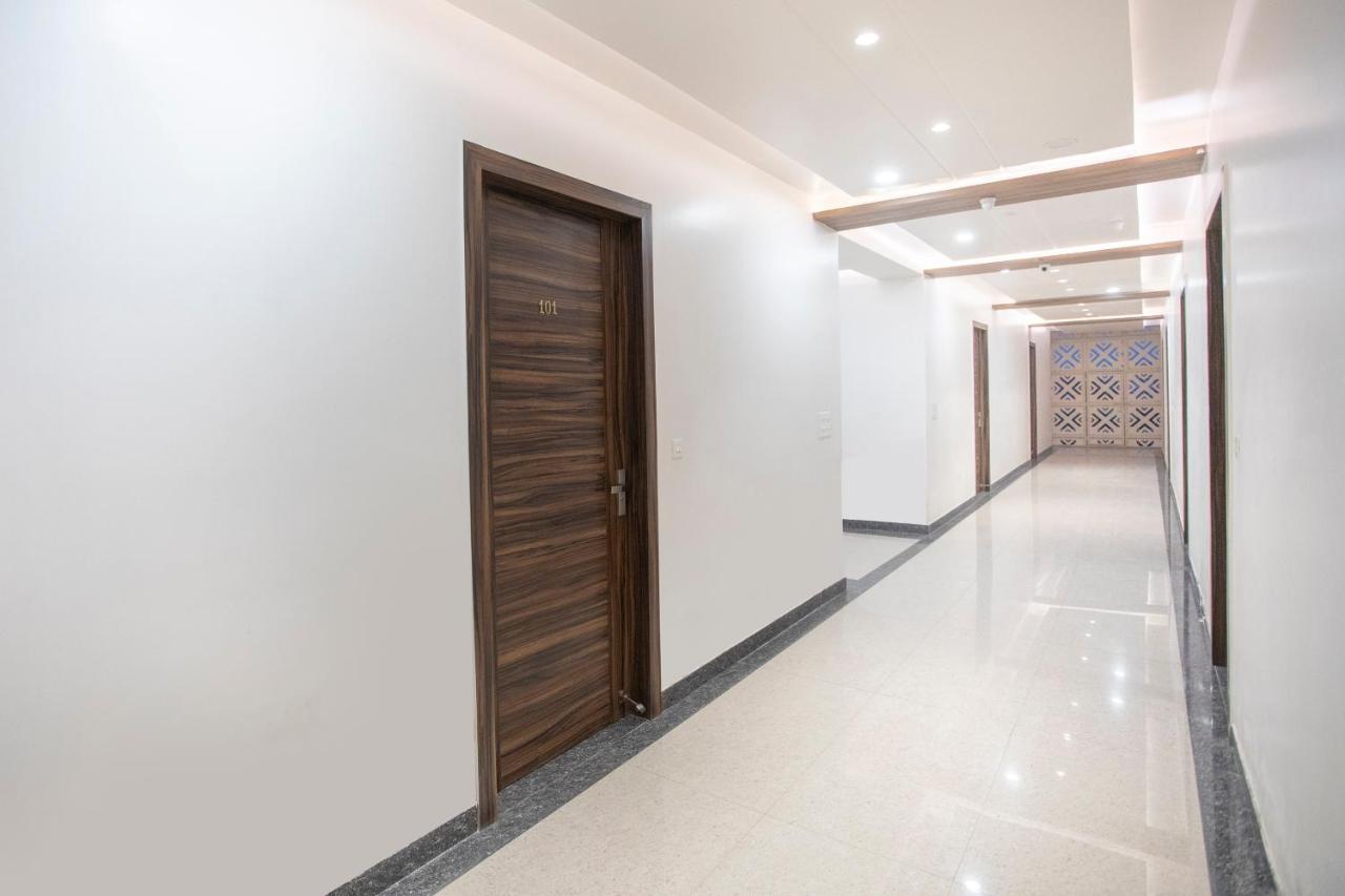 Capital O 69415 Green View Resort Alīgarh 외부 사진