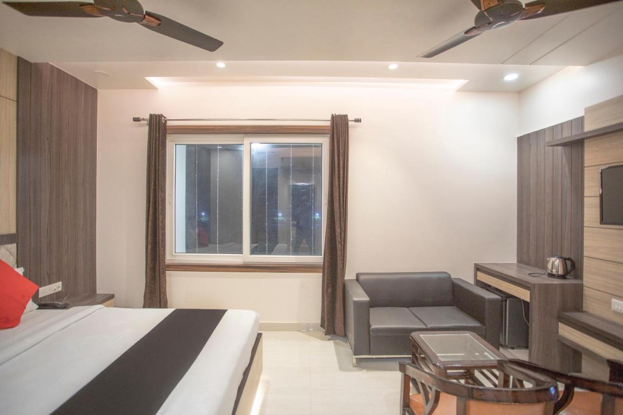 Capital O 69415 Green View Resort Alīgarh 외부 사진